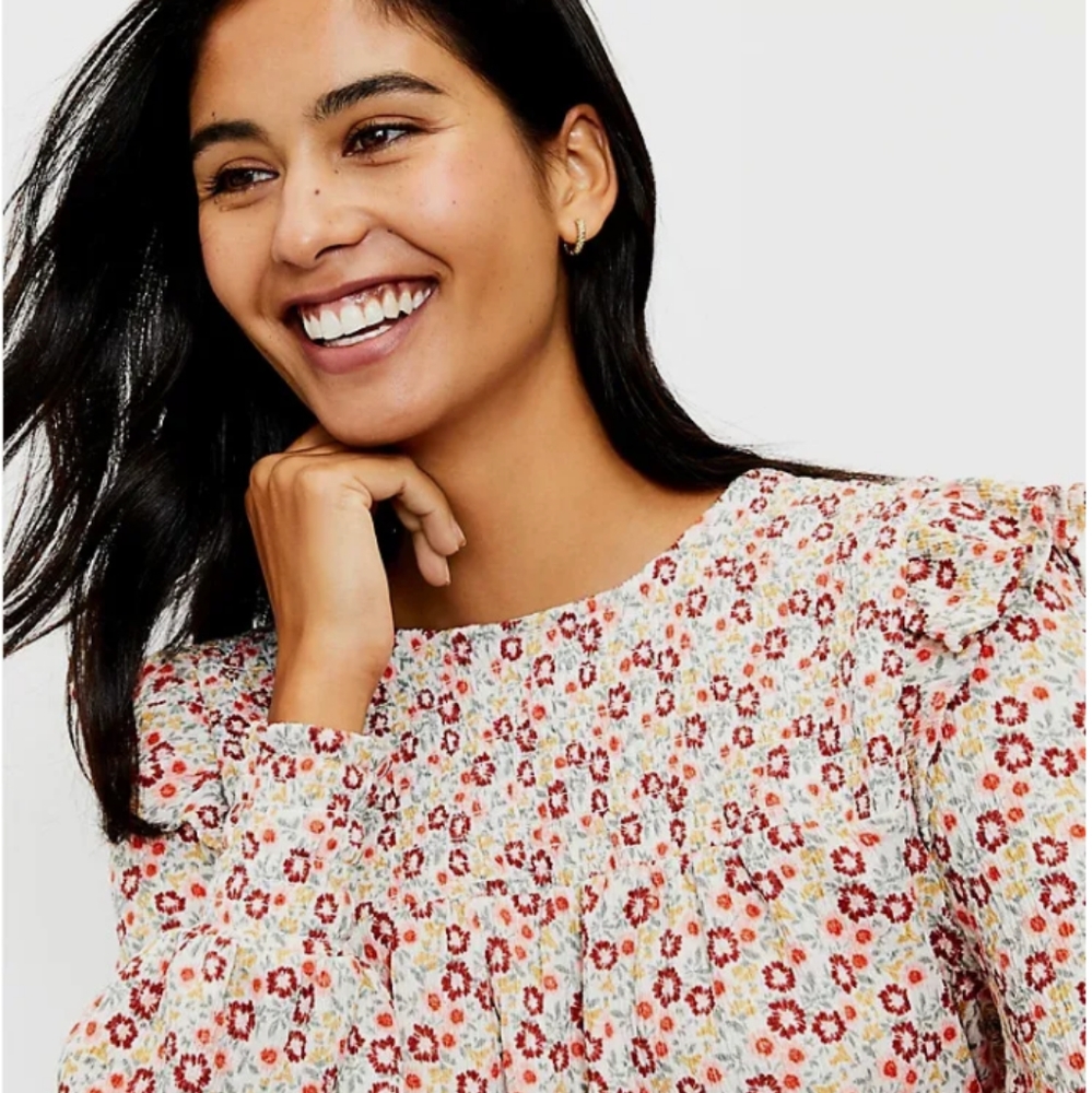 Women's Floral Puff-Sleeve Top in Cream and Red